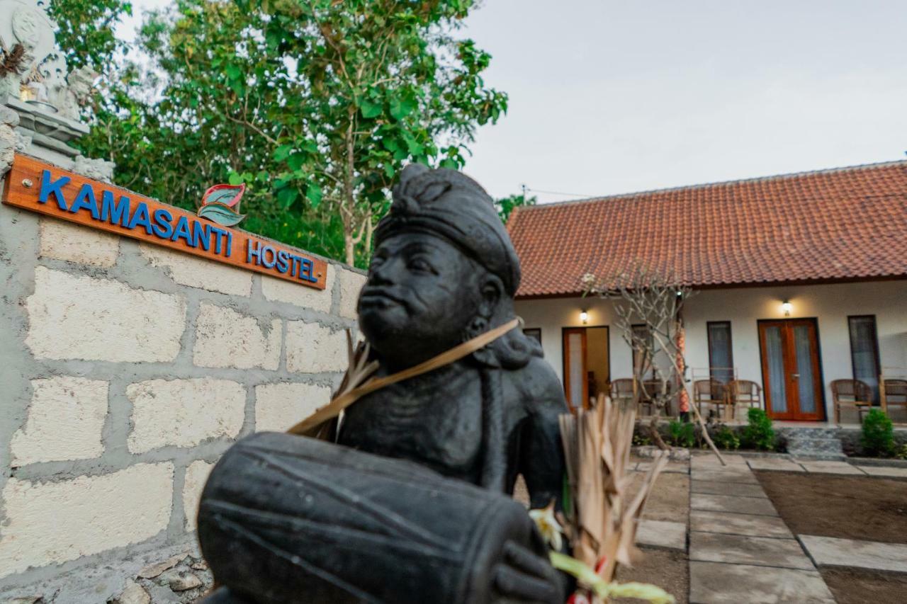 Kamasanti Hostel Toyapakeh エクステリア 写真